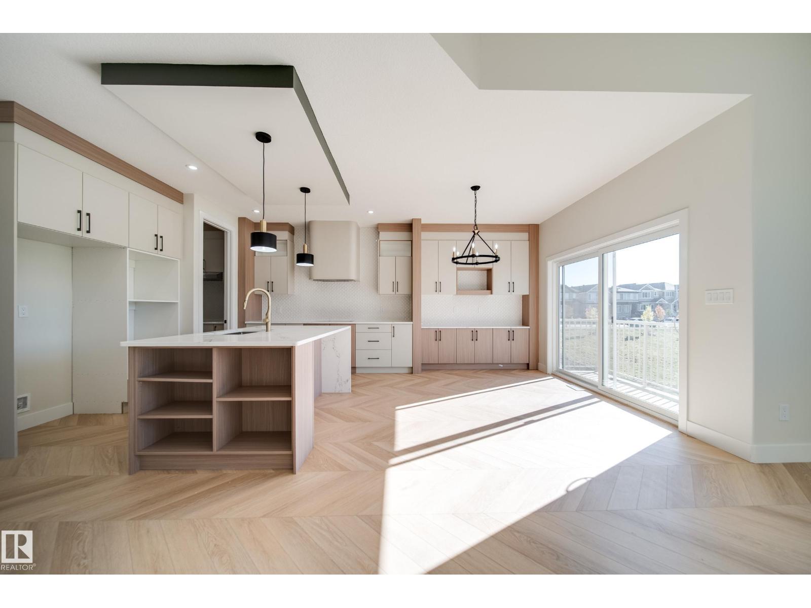 8523 183 Av Nw Property Photo 14