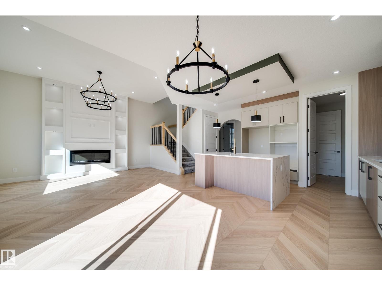 8523 183 Av Nw Property Photo 15