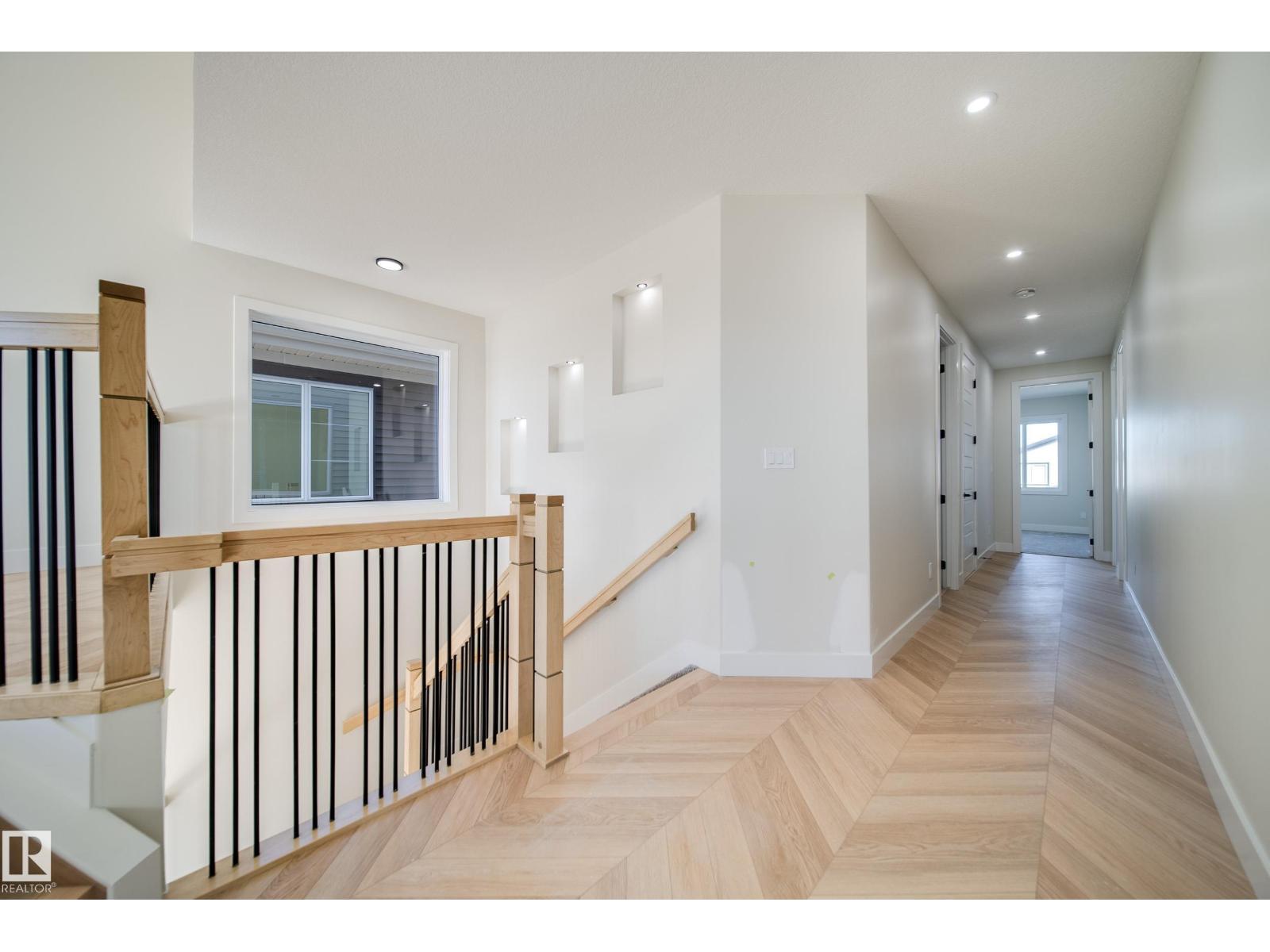 8523 183 Av Nw Property Photo 21
