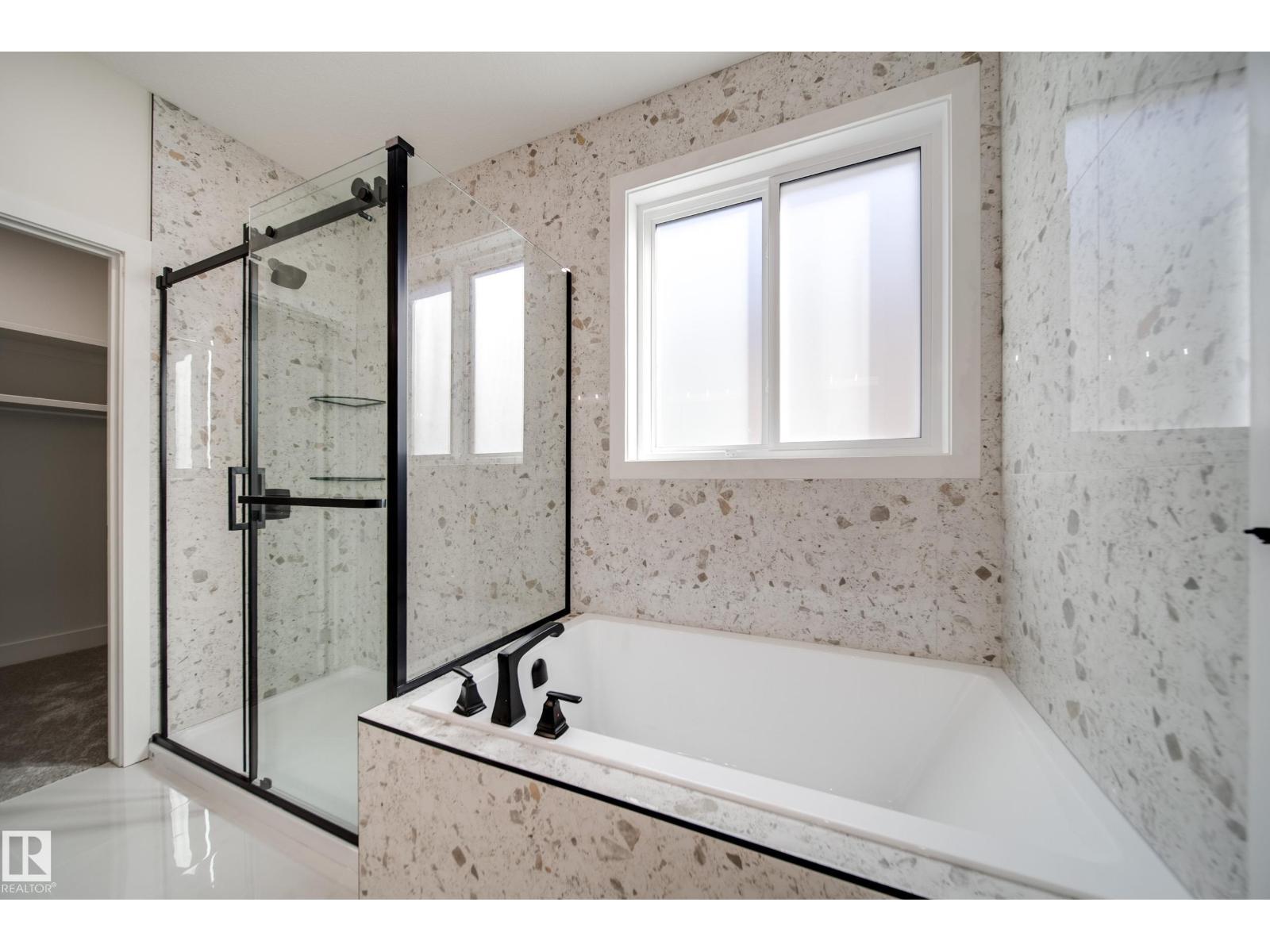 8523 183 Av Nw Property Photo 26