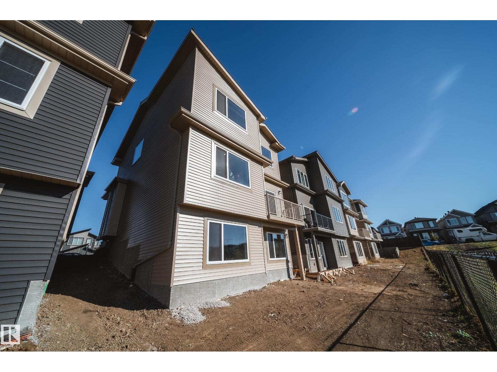8523 183 Av Nw Property Photo 37