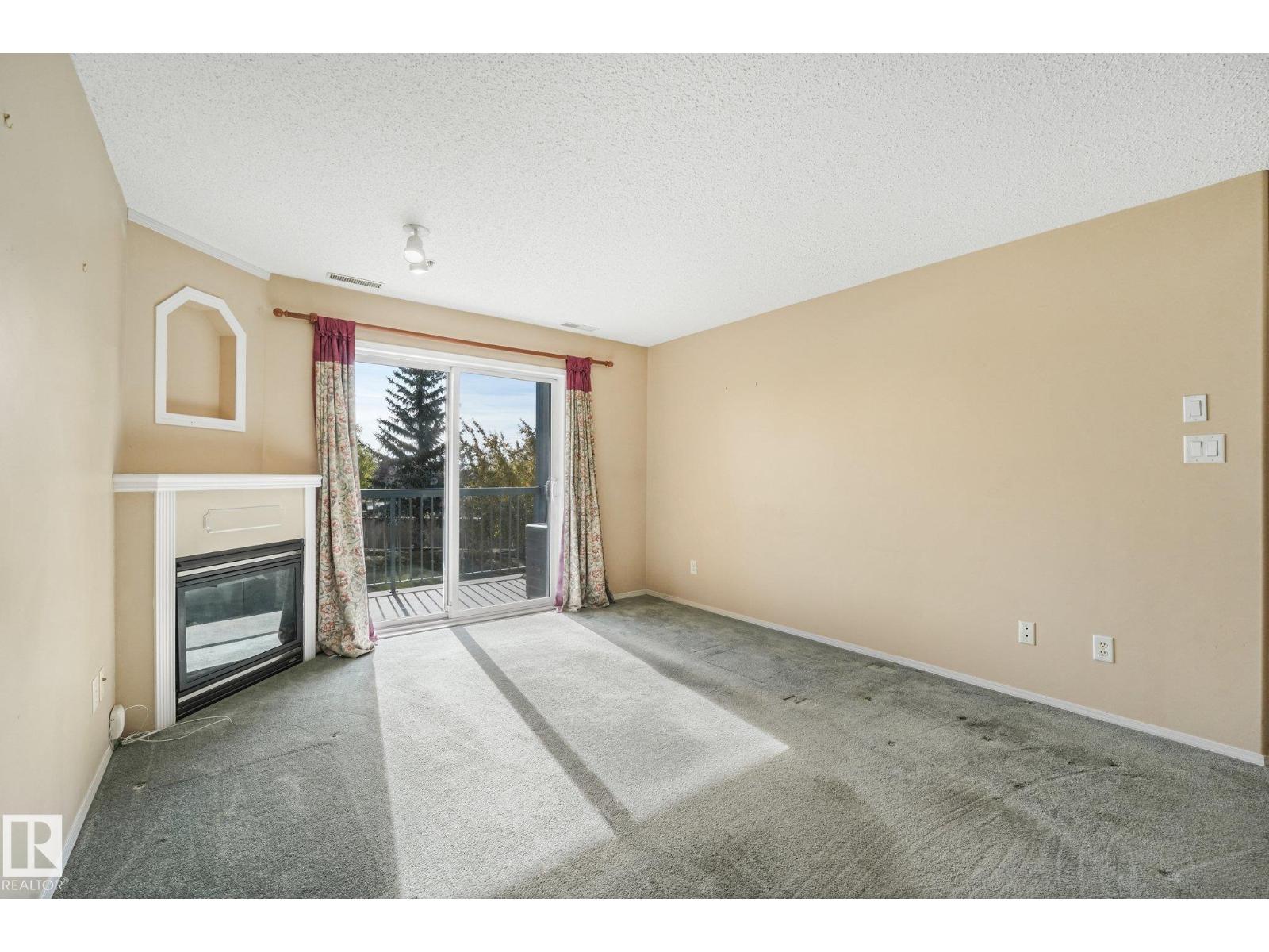 #204 16303 95 St Nw Property Photo 5