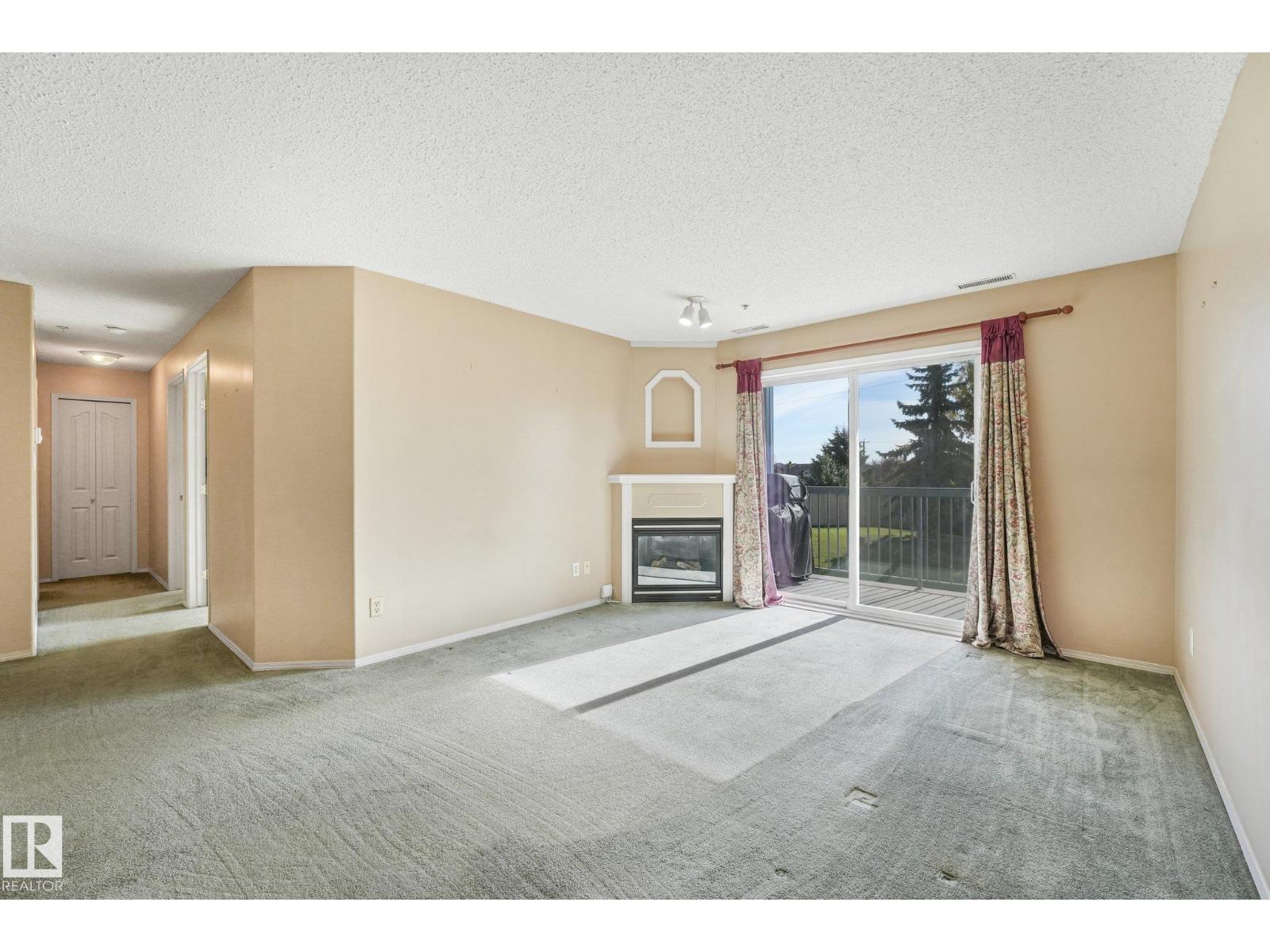 #204 16303 95 St Nw Property Photo 13