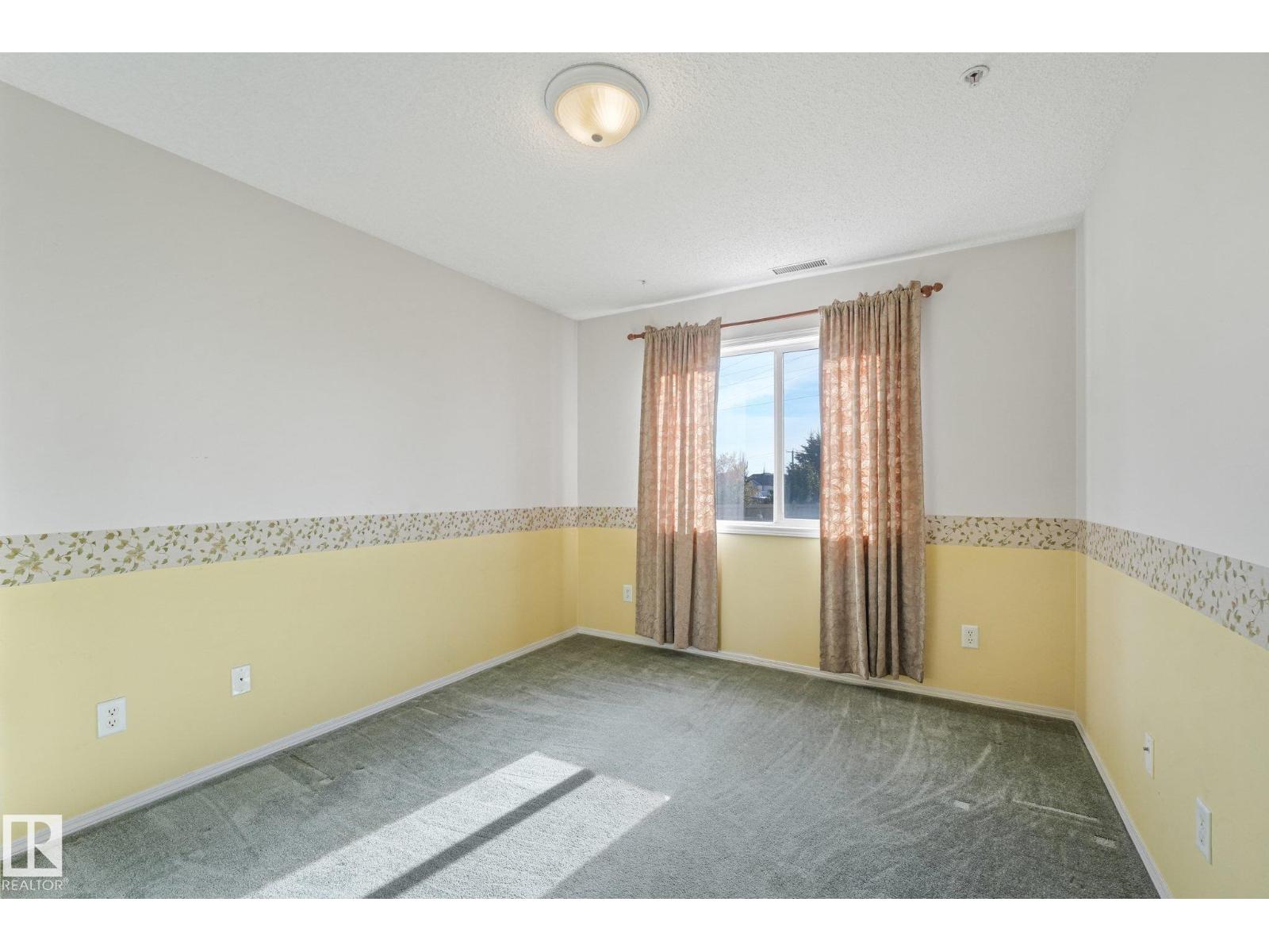 #204 16303 95 St Nw Property Photo 27