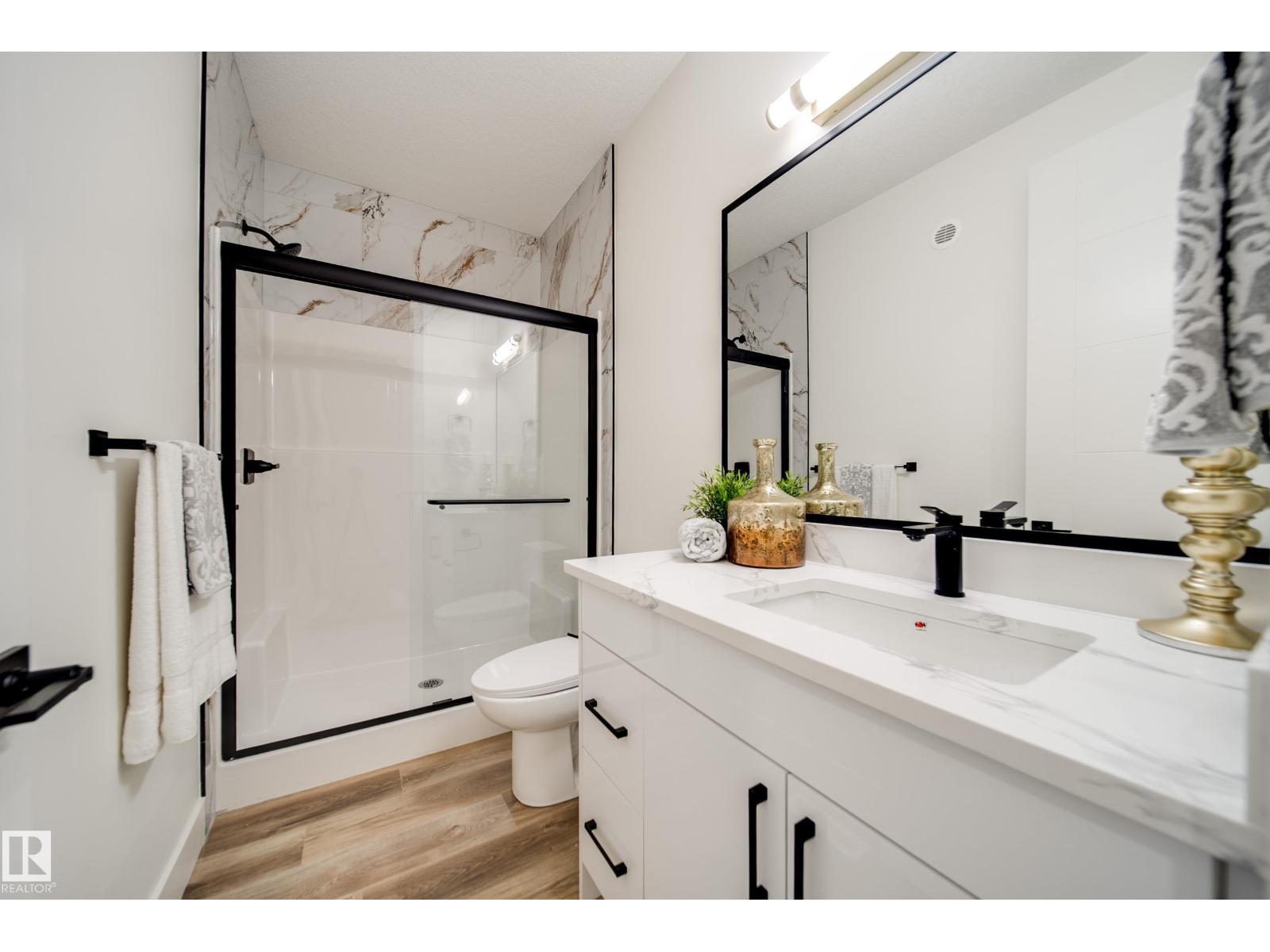 8752 183 Av Nw Property Photo 8
