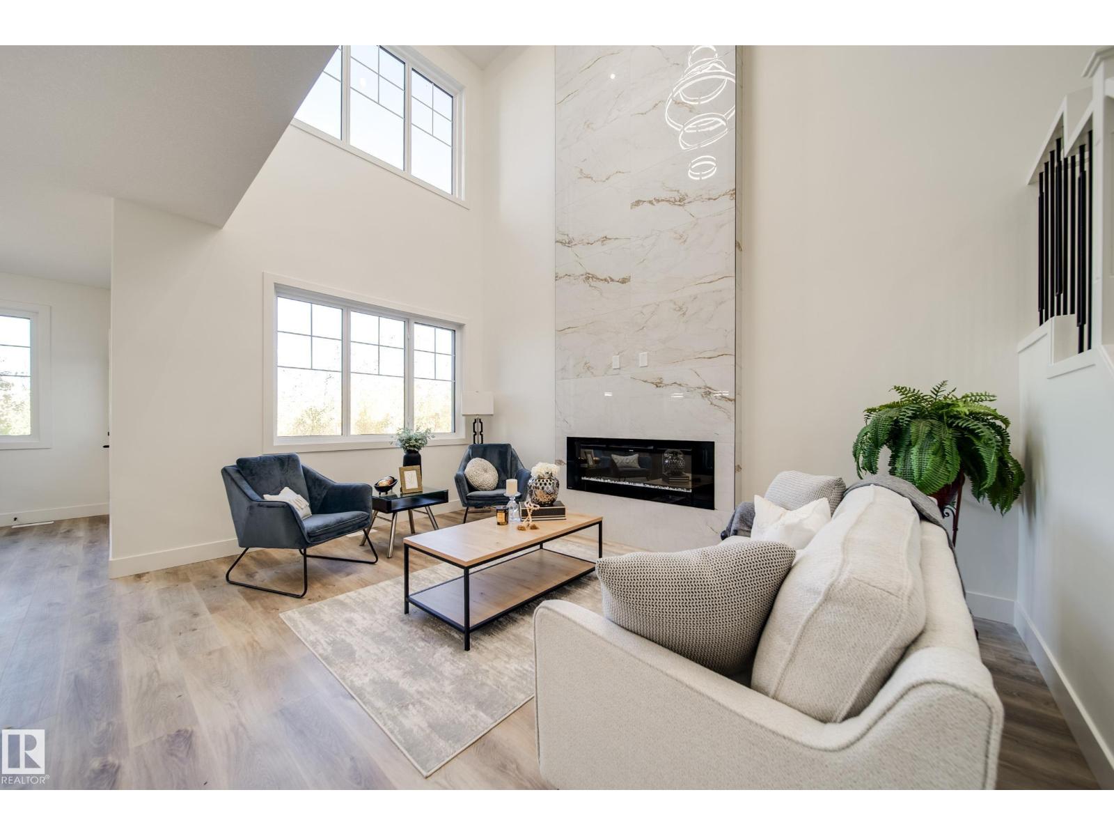 8752 183 Av Nw Property Photo 10