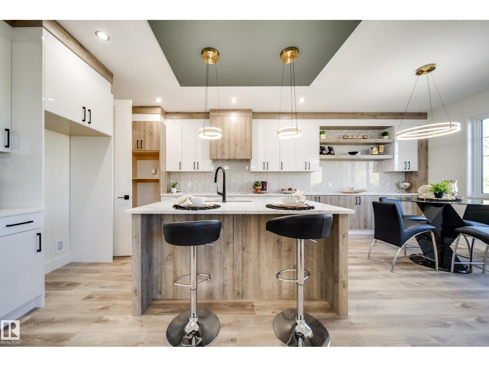 8752 183 Av Nw Property Photo 13