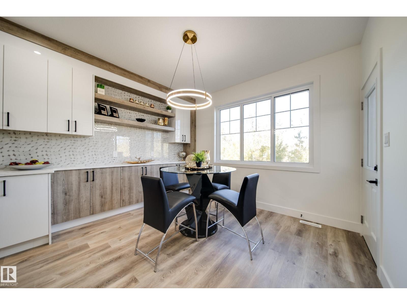 8752 183 Av Nw Property Photo 15