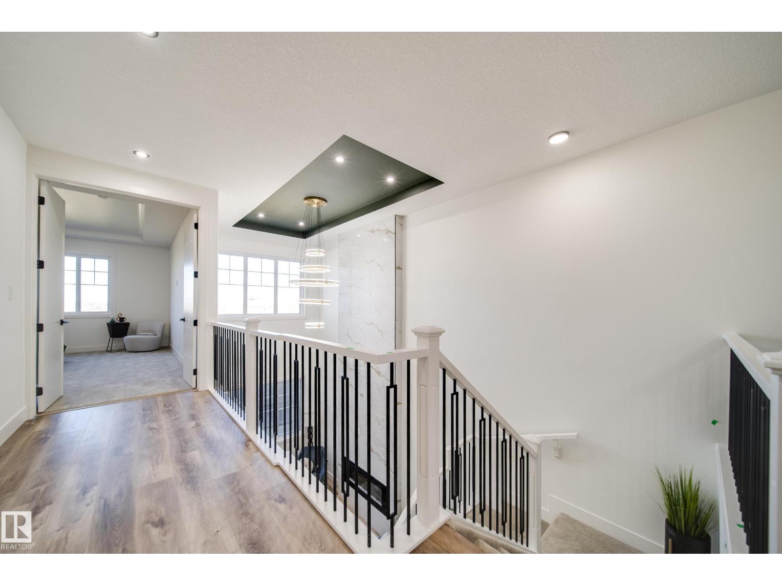 8752 183 Av Nw Property Photo 20