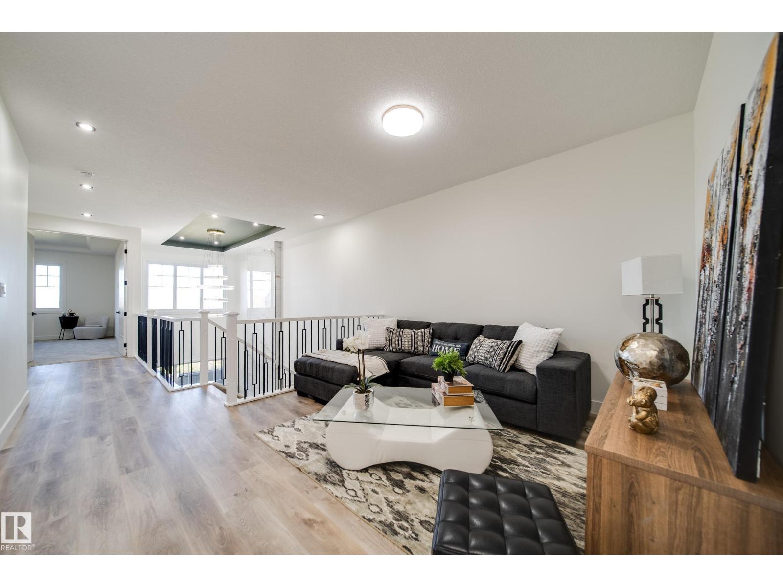 8752 183 Av Nw Property Photo 21