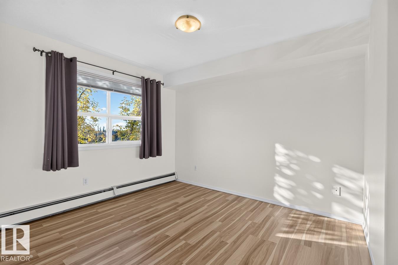 #323 8802 Southfort Property Photo 9