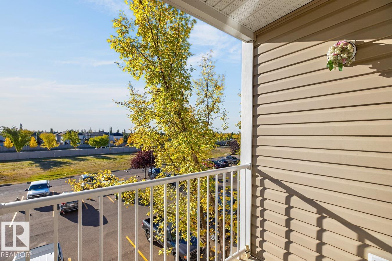 #323 8802 Southfort Property Photo 16
