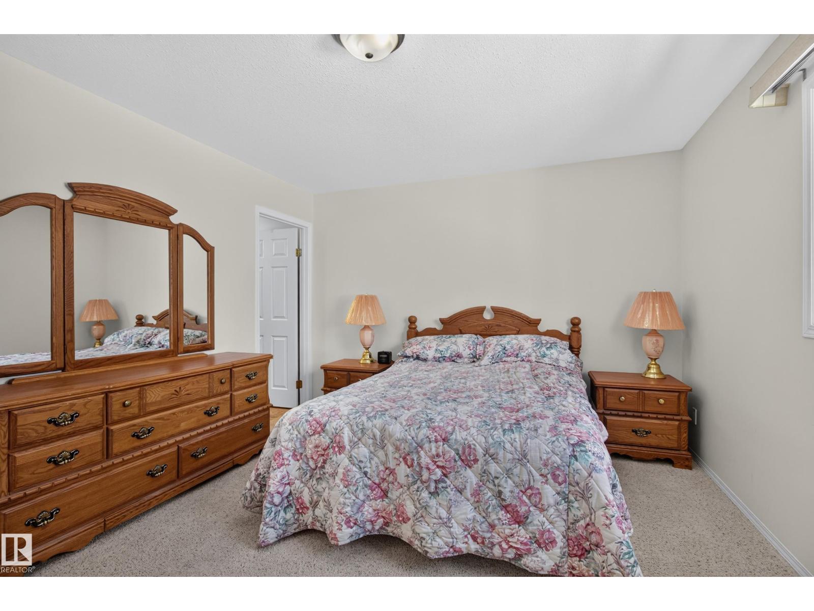 4209 46 St Property Photo 30