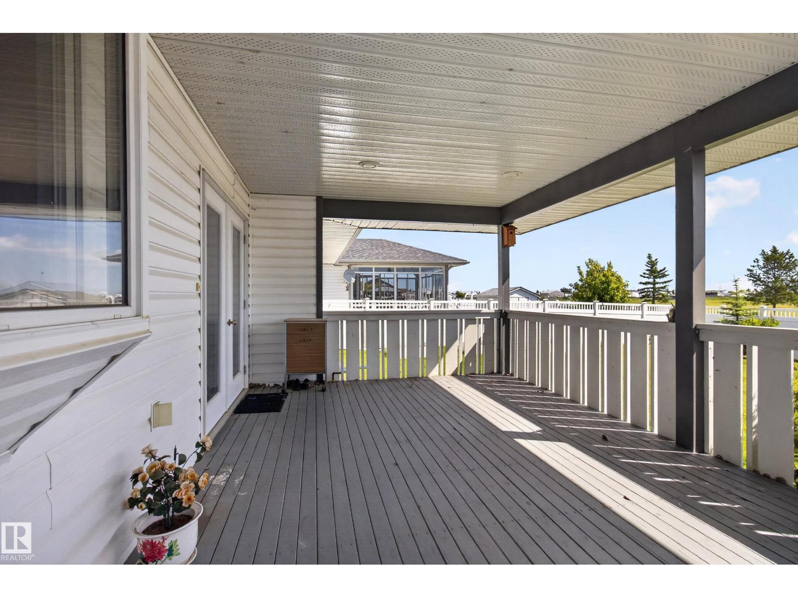 4209 46 St Property Photo 45