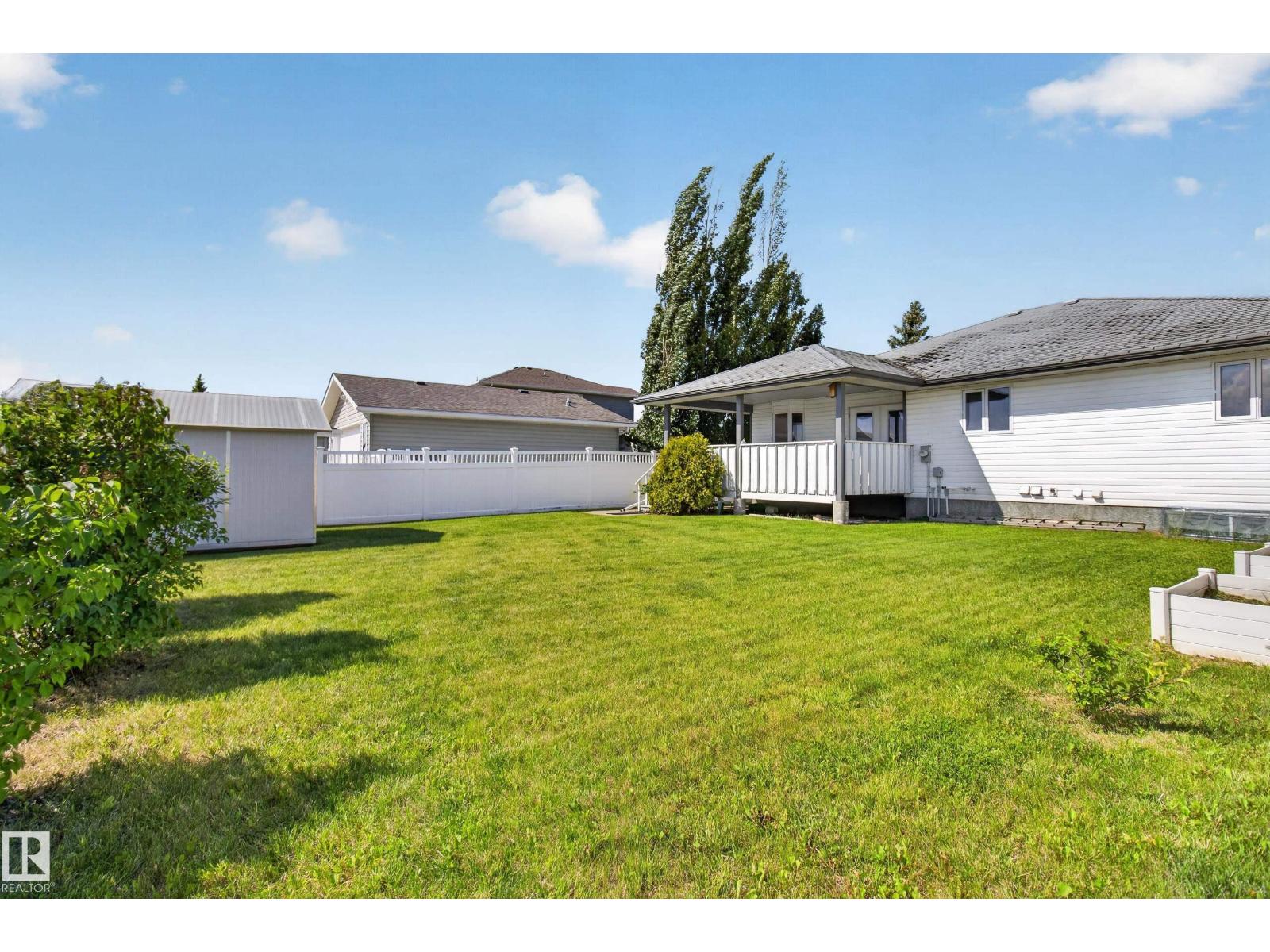4209 46 St Property Photo 49