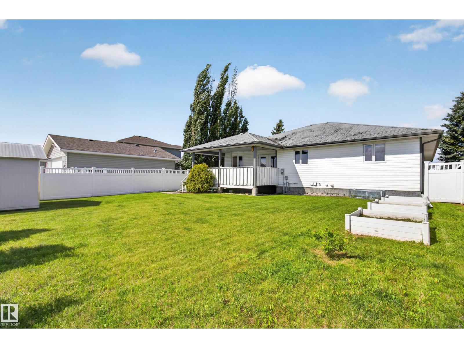 4209 46 St Property Photo 50