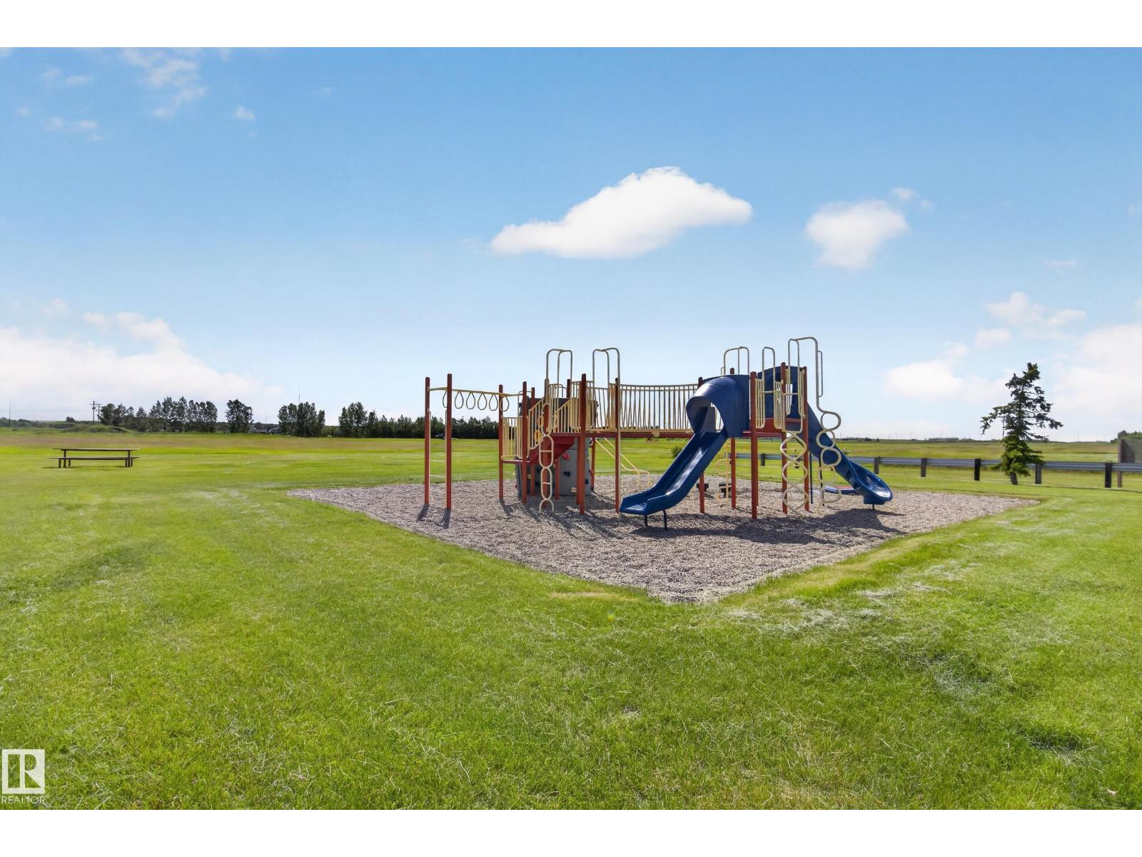 4209 46 St Property Photo 52