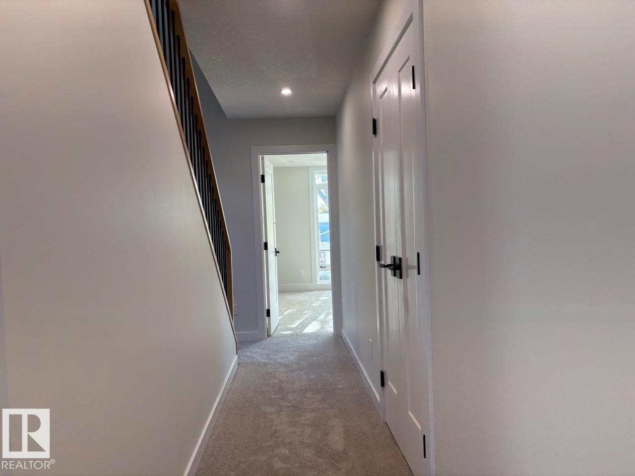 7928 97 Av Nw Property Photo 22