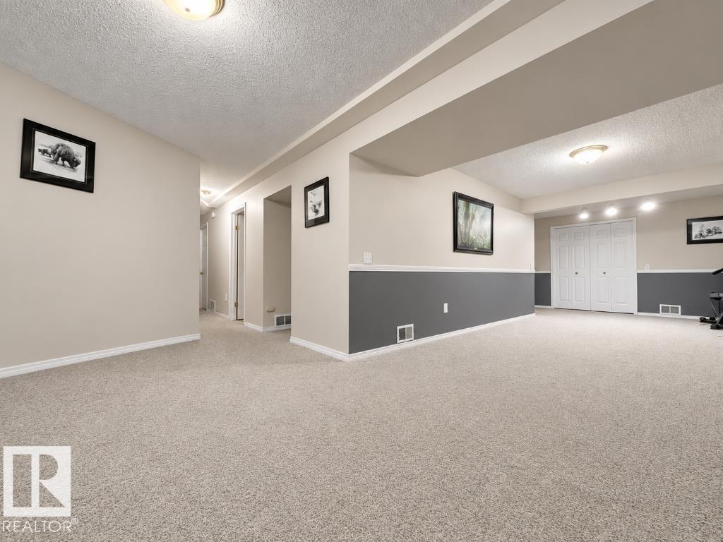 #25 20 Deerbourne Dr Property Photo 18