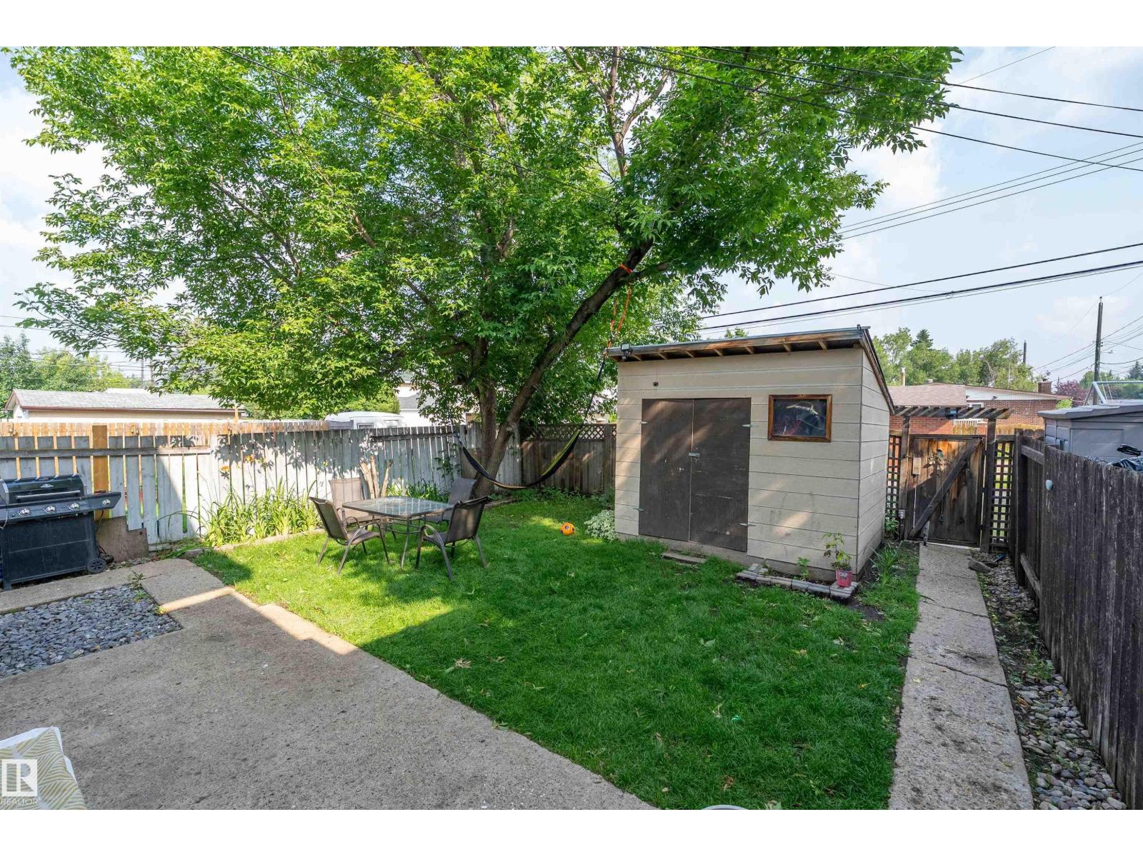 11236 40 Av Nw Property Photo 38