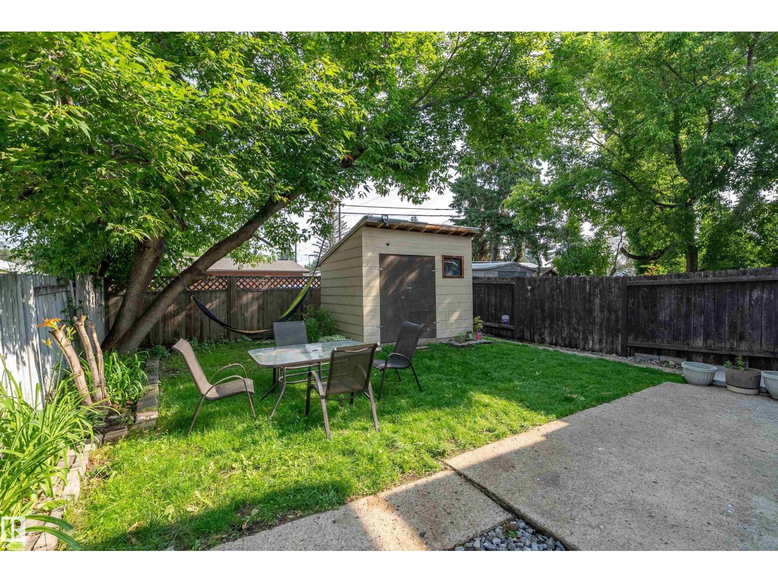 11236 40 Av Nw Property Photo 40