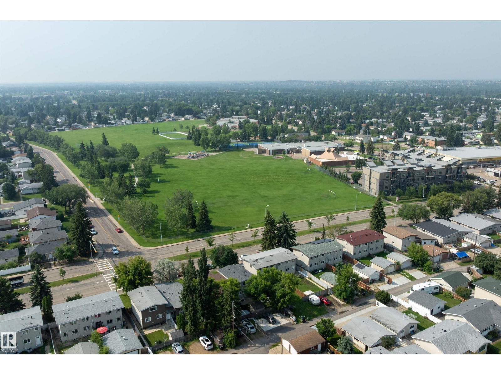 11236 40 Av Nw Property Photo 49