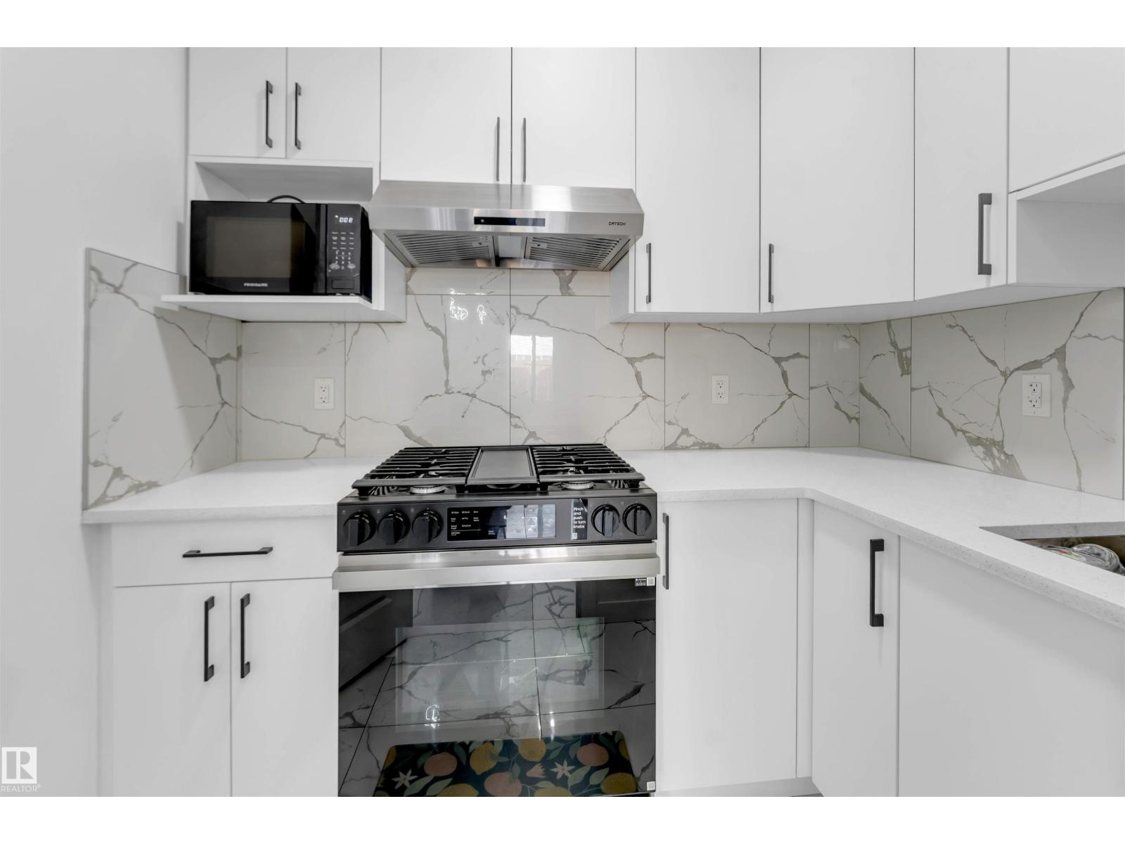 1428 11 Av Nw Property Photo 19