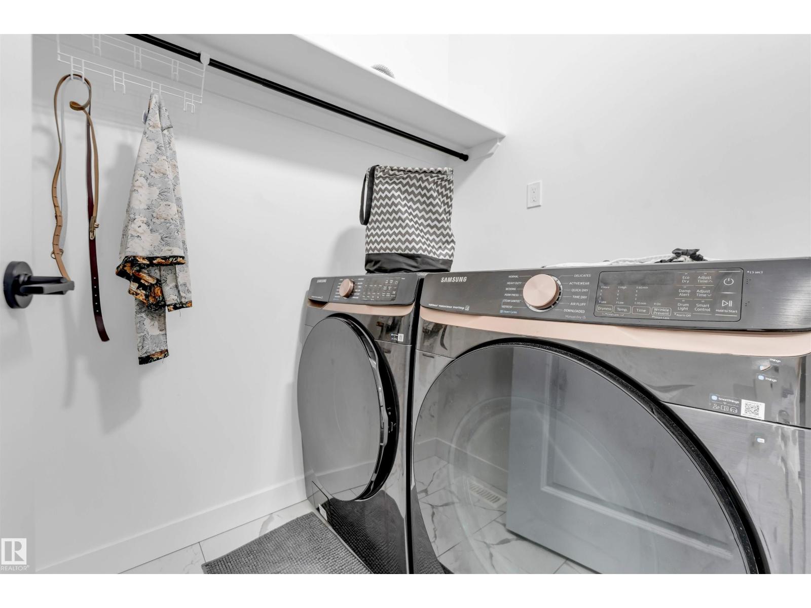 1428 11 Av Nw Property Photo 34