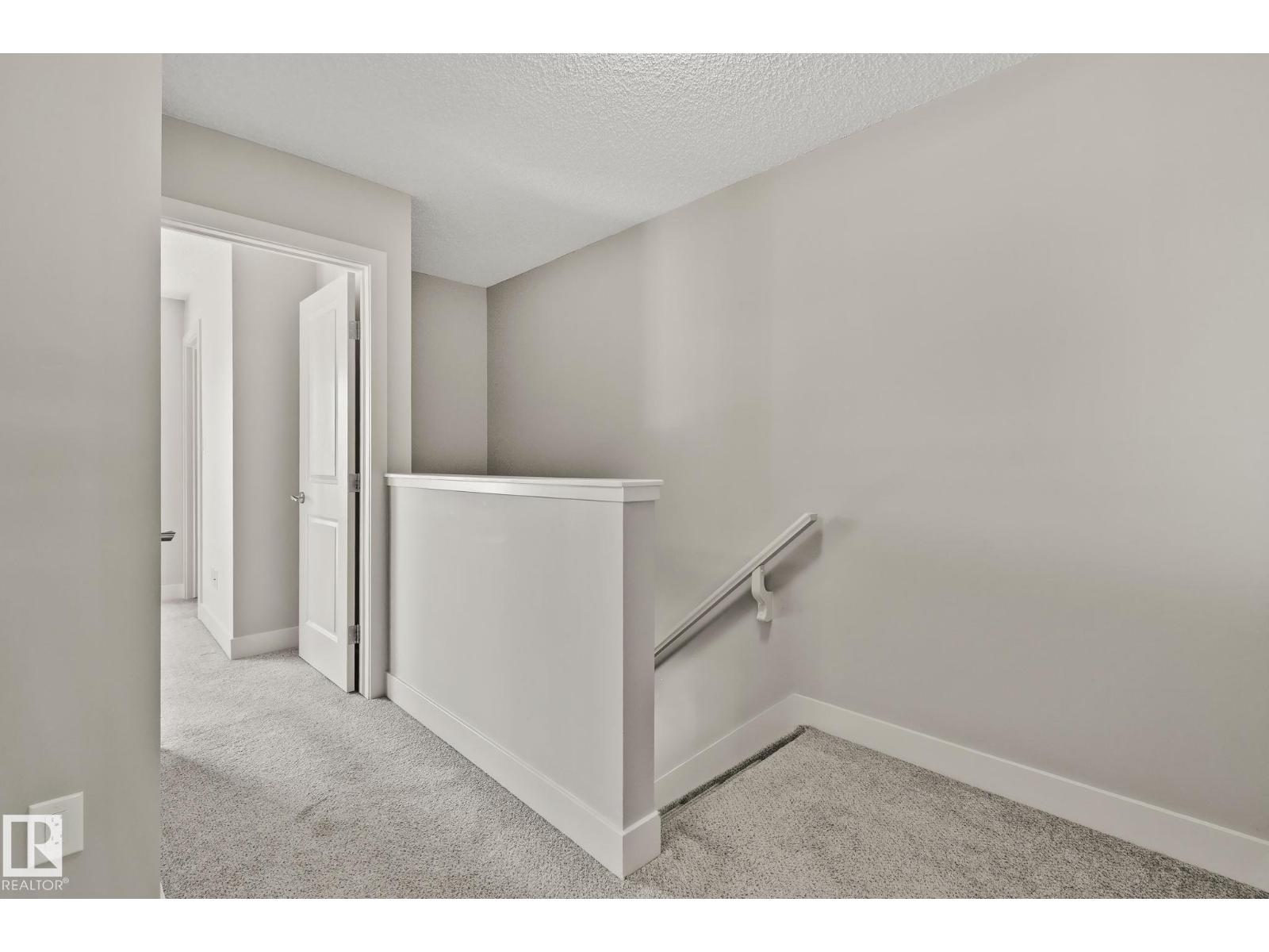 #21 2922 Maple Wy Nw Property Photo 20