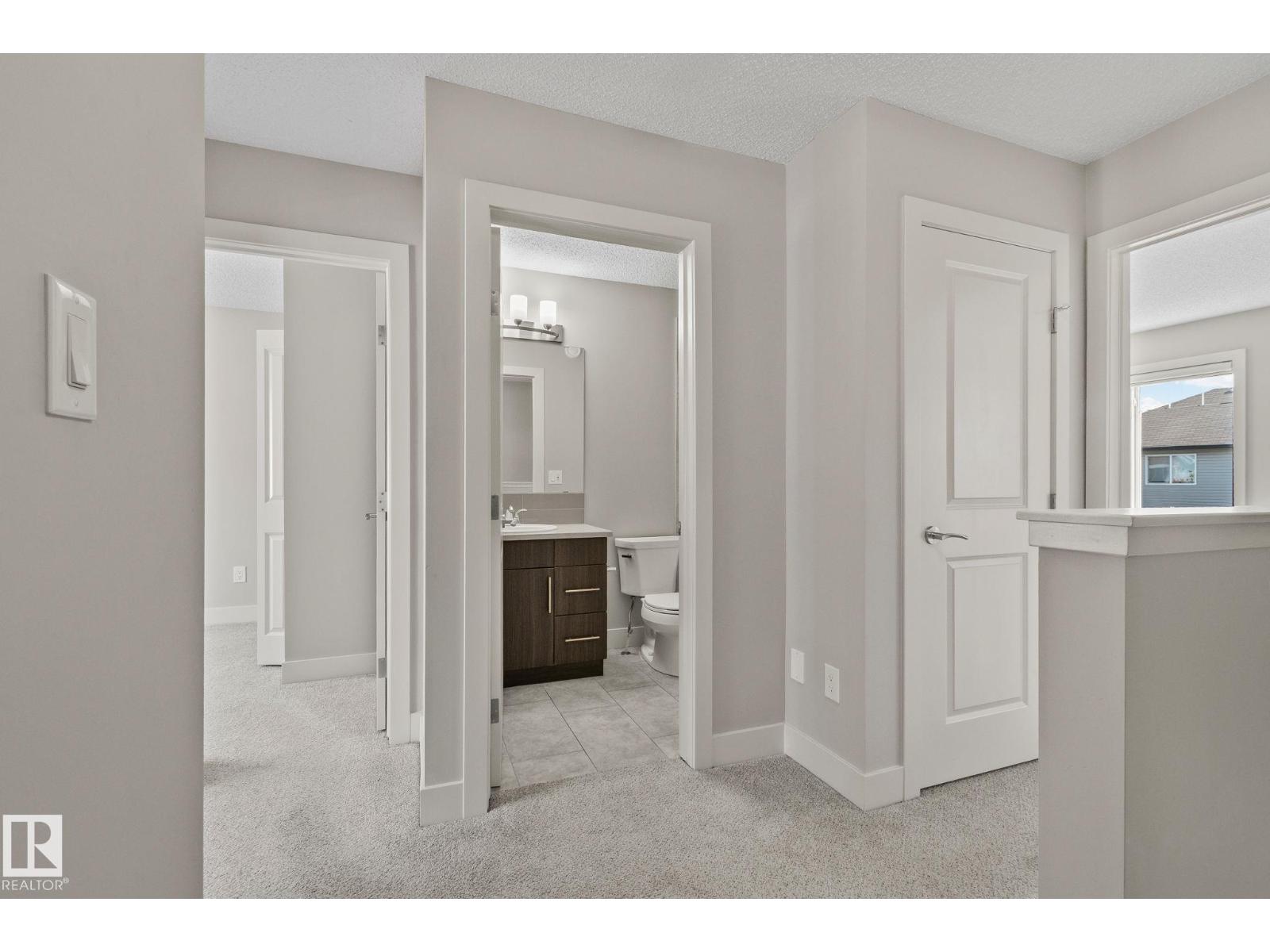 #21 2922 Maple Wy Nw Property Photo 21