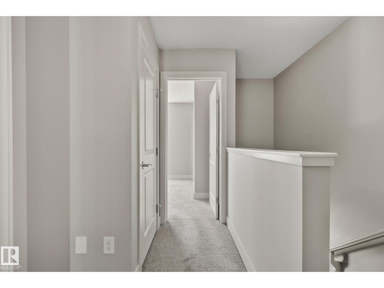 #21 2922 Maple Wy Nw Property Photo 23