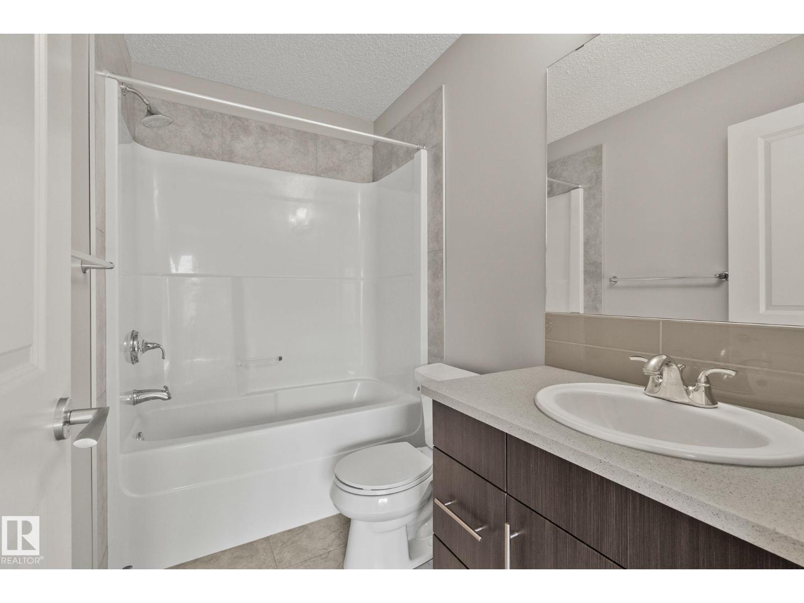#21 2922 Maple Wy Nw Property Photo 26