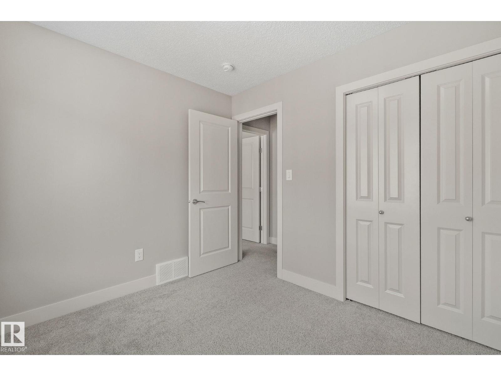 #21 2922 Maple Wy Nw Property Photo 30