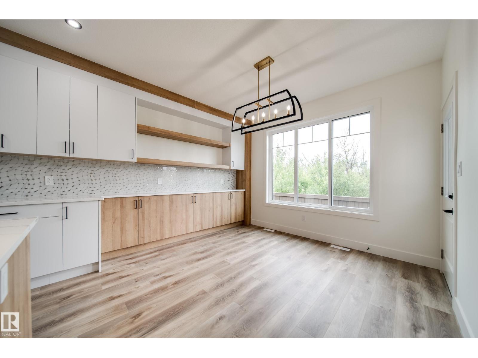 8740 183 Av Nw Property Photo 14
