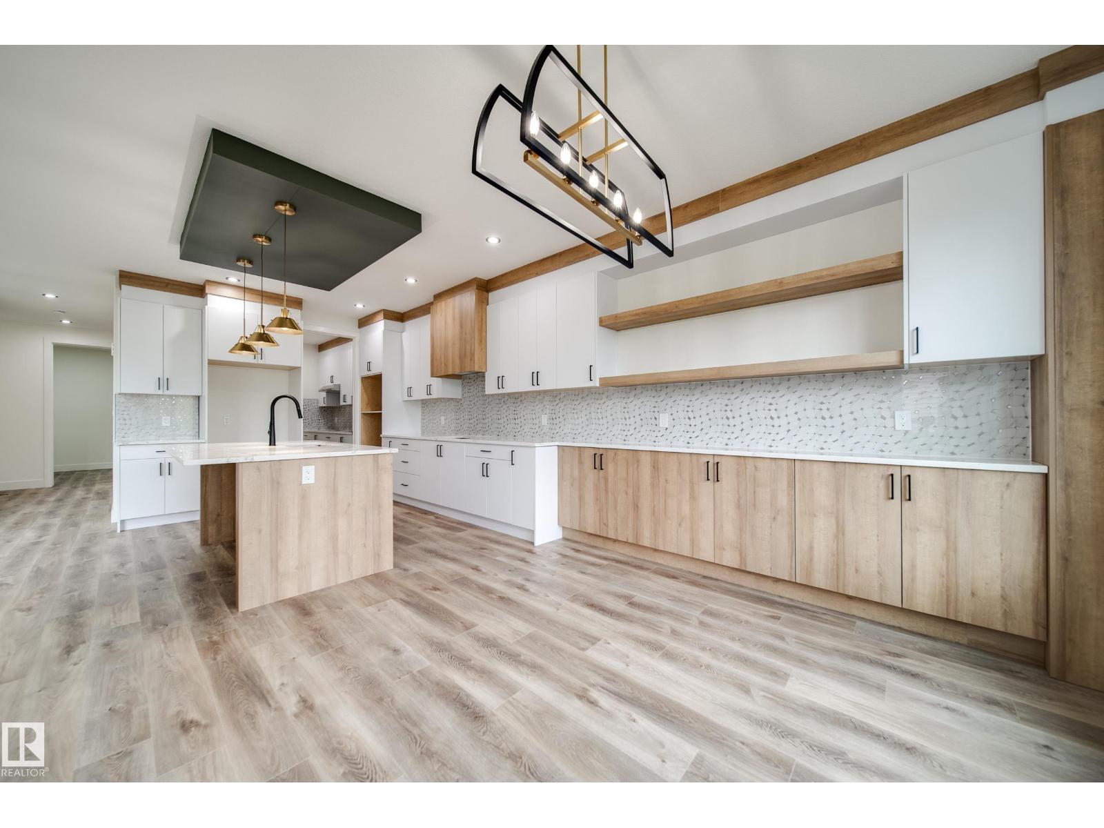 8740 183 Av Nw Property Photo 16