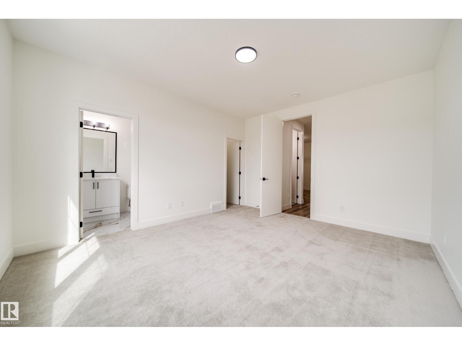 8740 183 Av Nw Property Photo 34