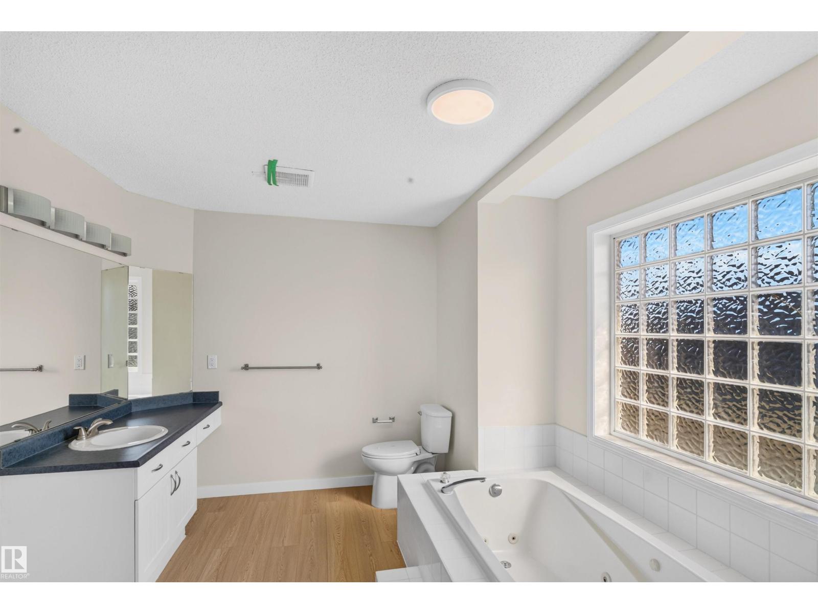 4409 150 Av Nw Property Photo 22