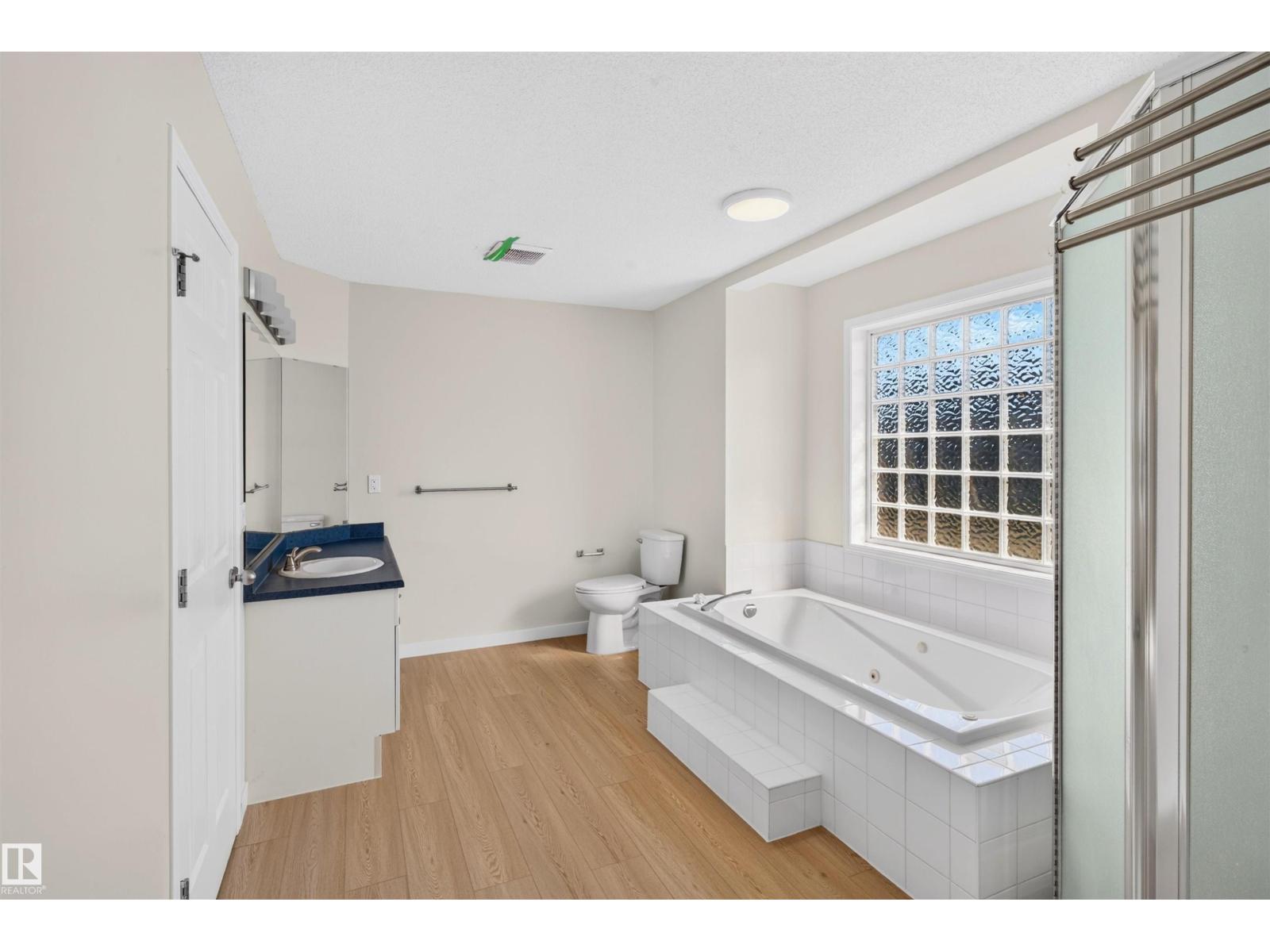 4409 150 Av Nw Property Photo 23