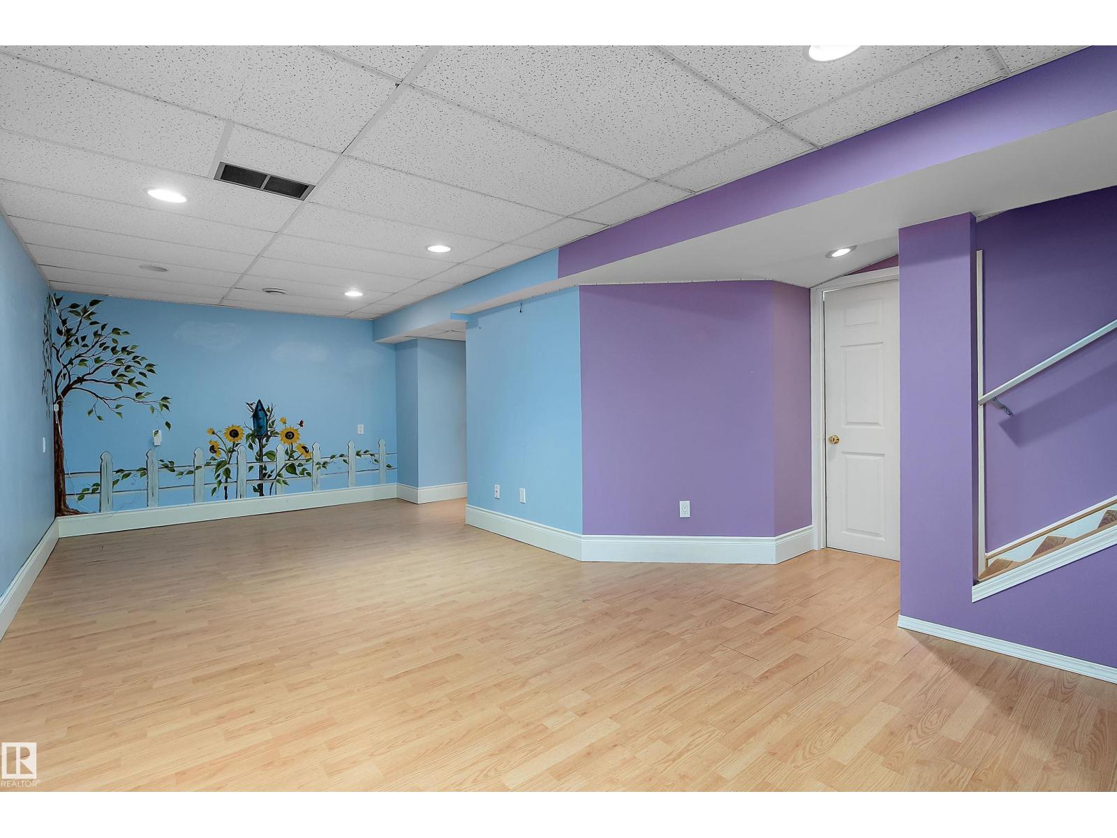 4118 46 St Property Photo 33