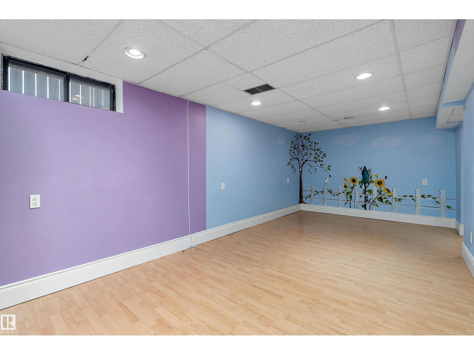 4118 46 St Property Photo 34