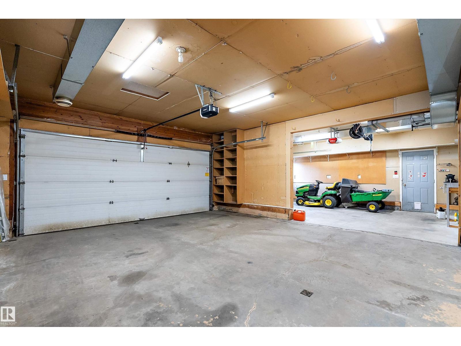 4118 46 St Property Photo 38