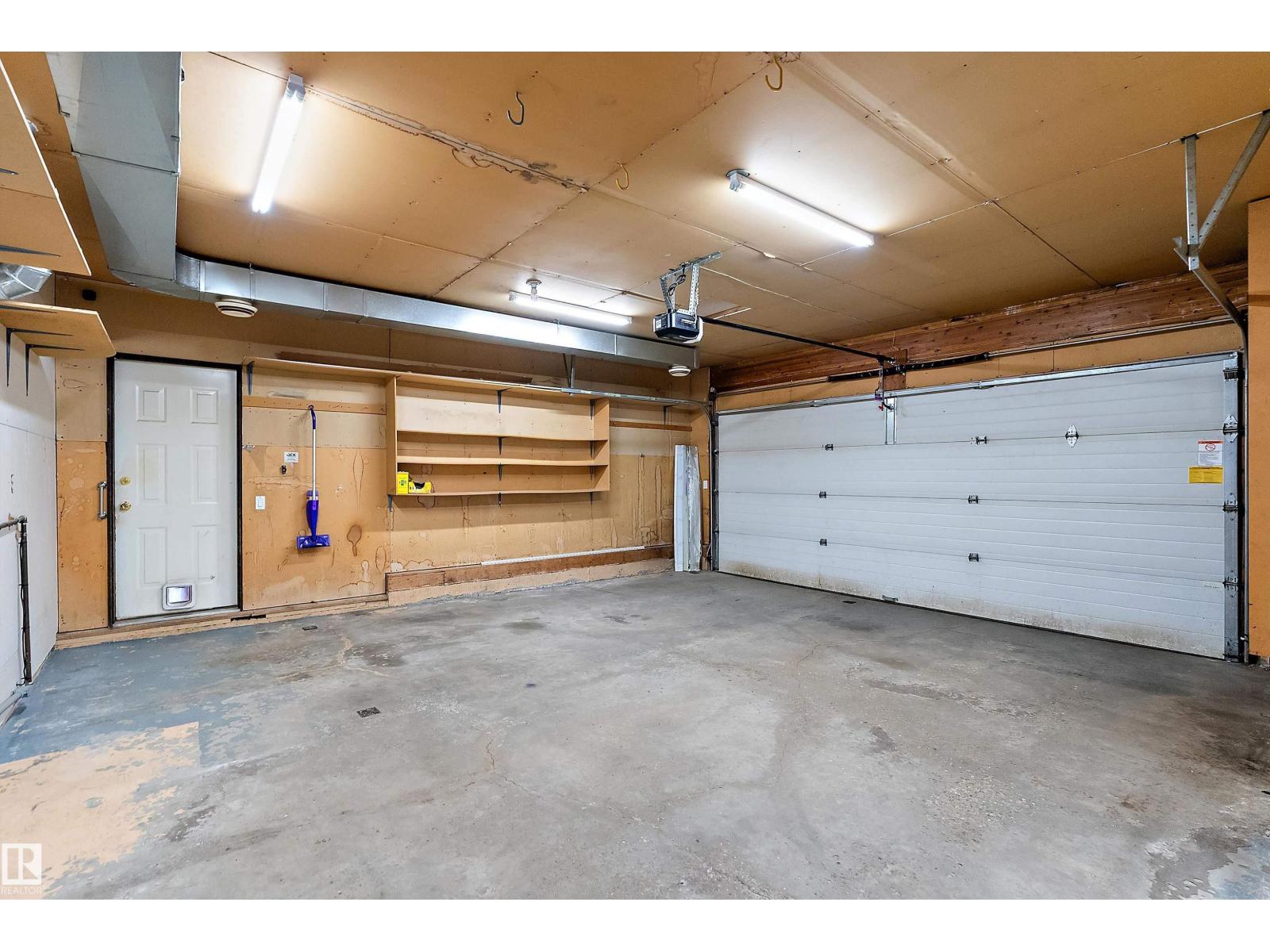 4118 46 St Property Photo 40