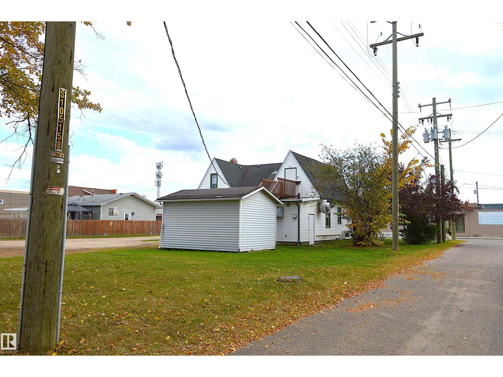 5023 51 Ave Av Property Photo 53