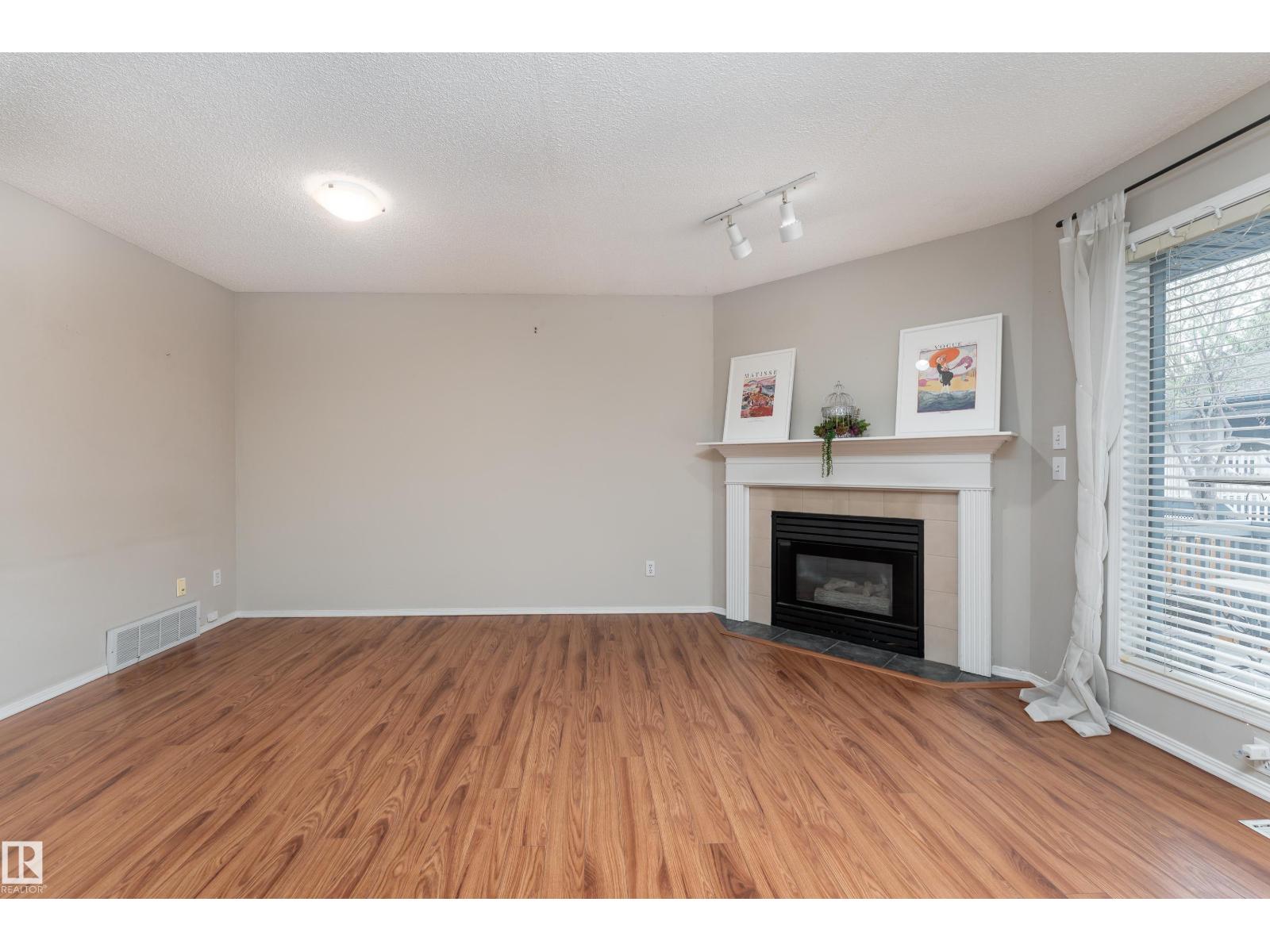 121 Bulyea Rd Nw Property Photo 2