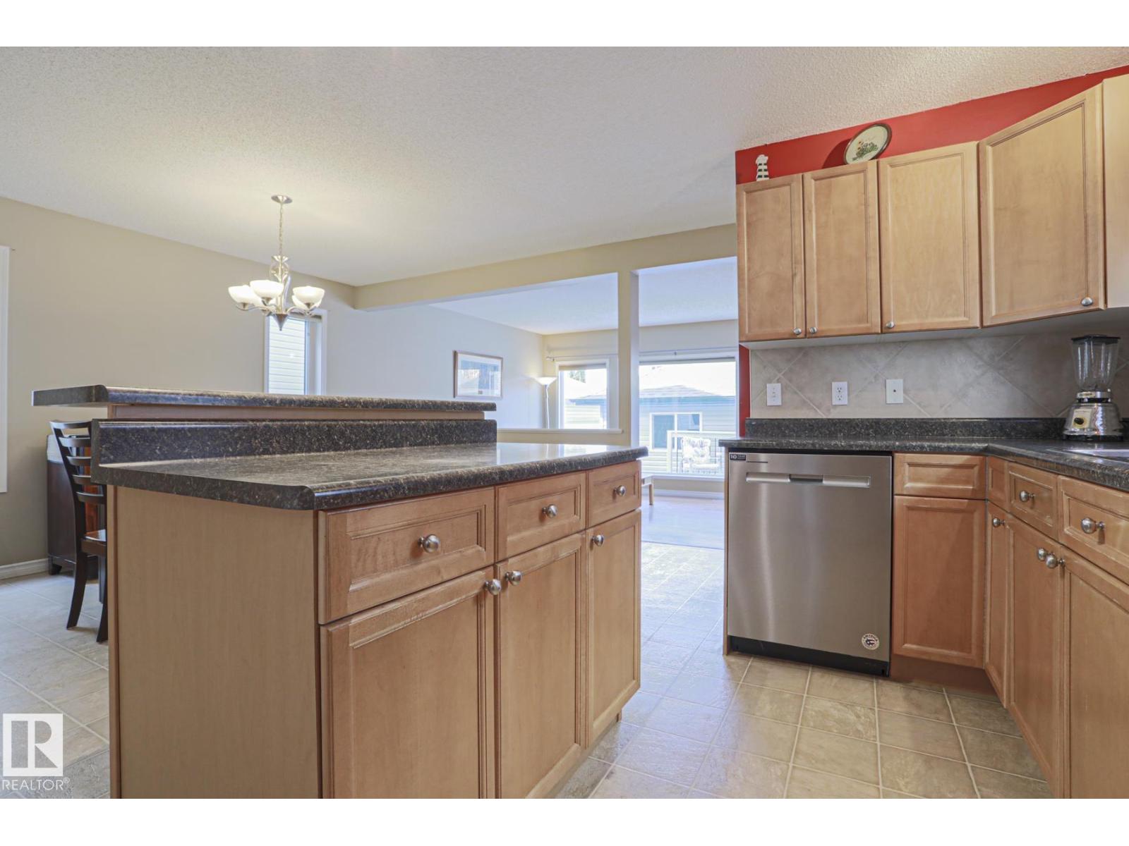 452 Gibb Wd Nw Property Photo 8