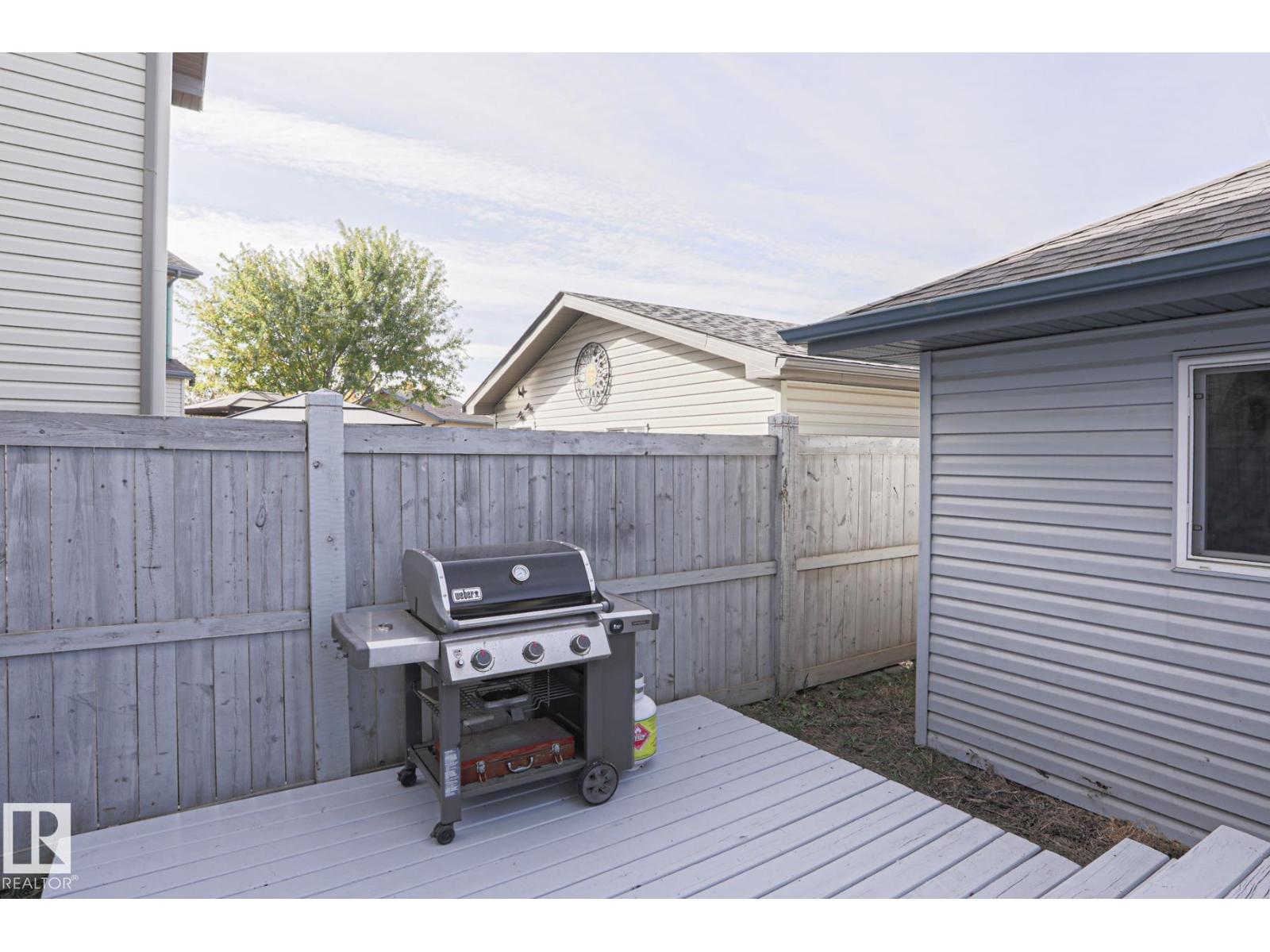 452 Gibb Wd Nw Property Photo 40