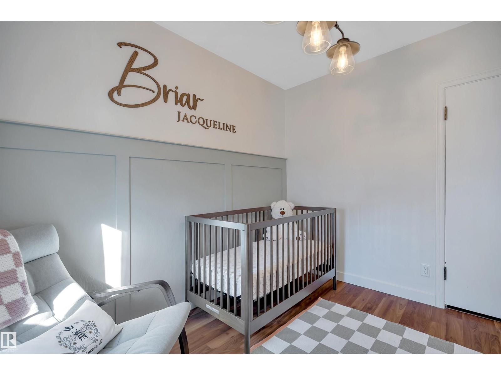10647 68 Av Nw Property Photo 20