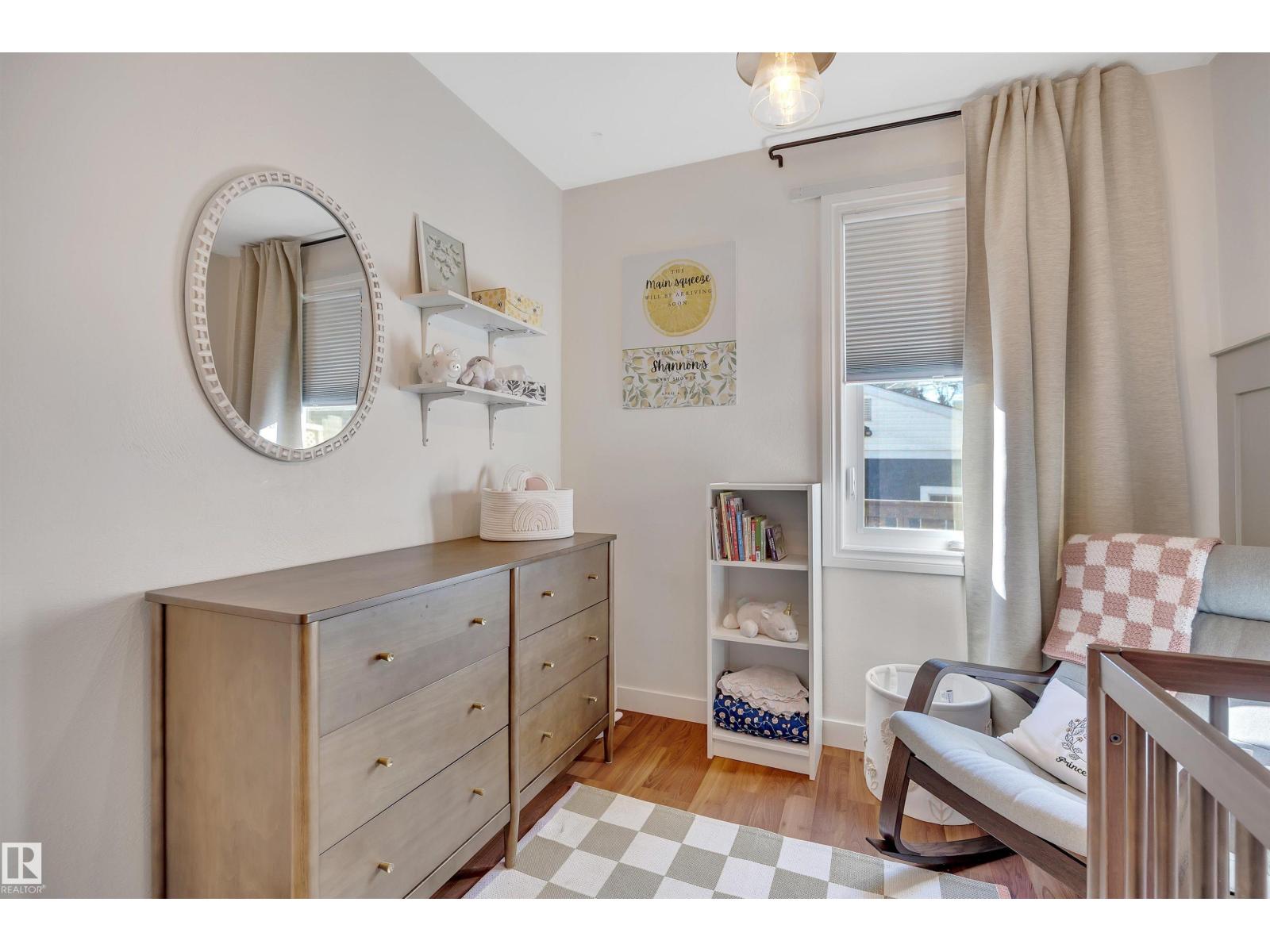 10647 68 Av Nw Property Photo 21