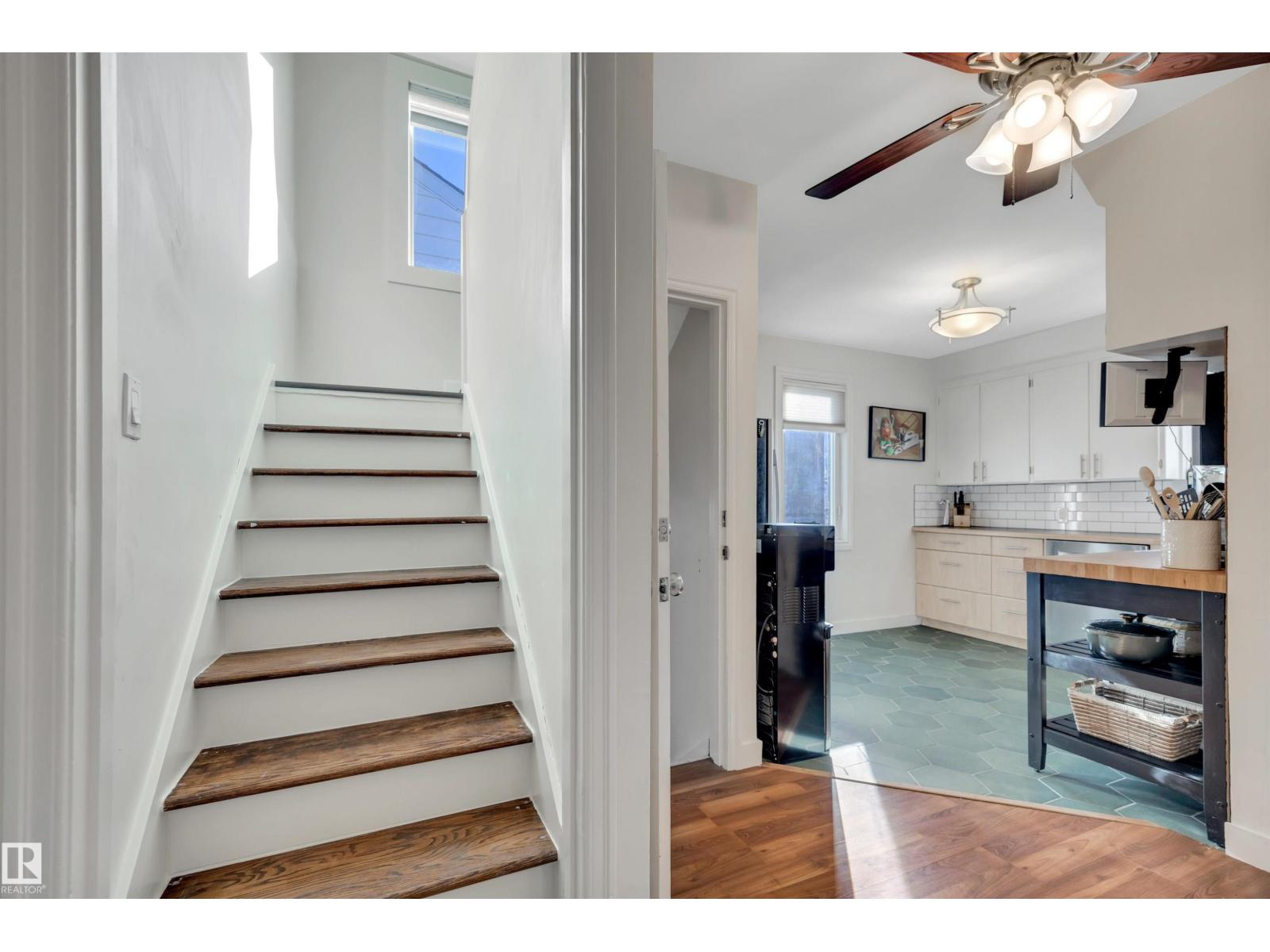 10647 68 Av Nw Property Photo 23