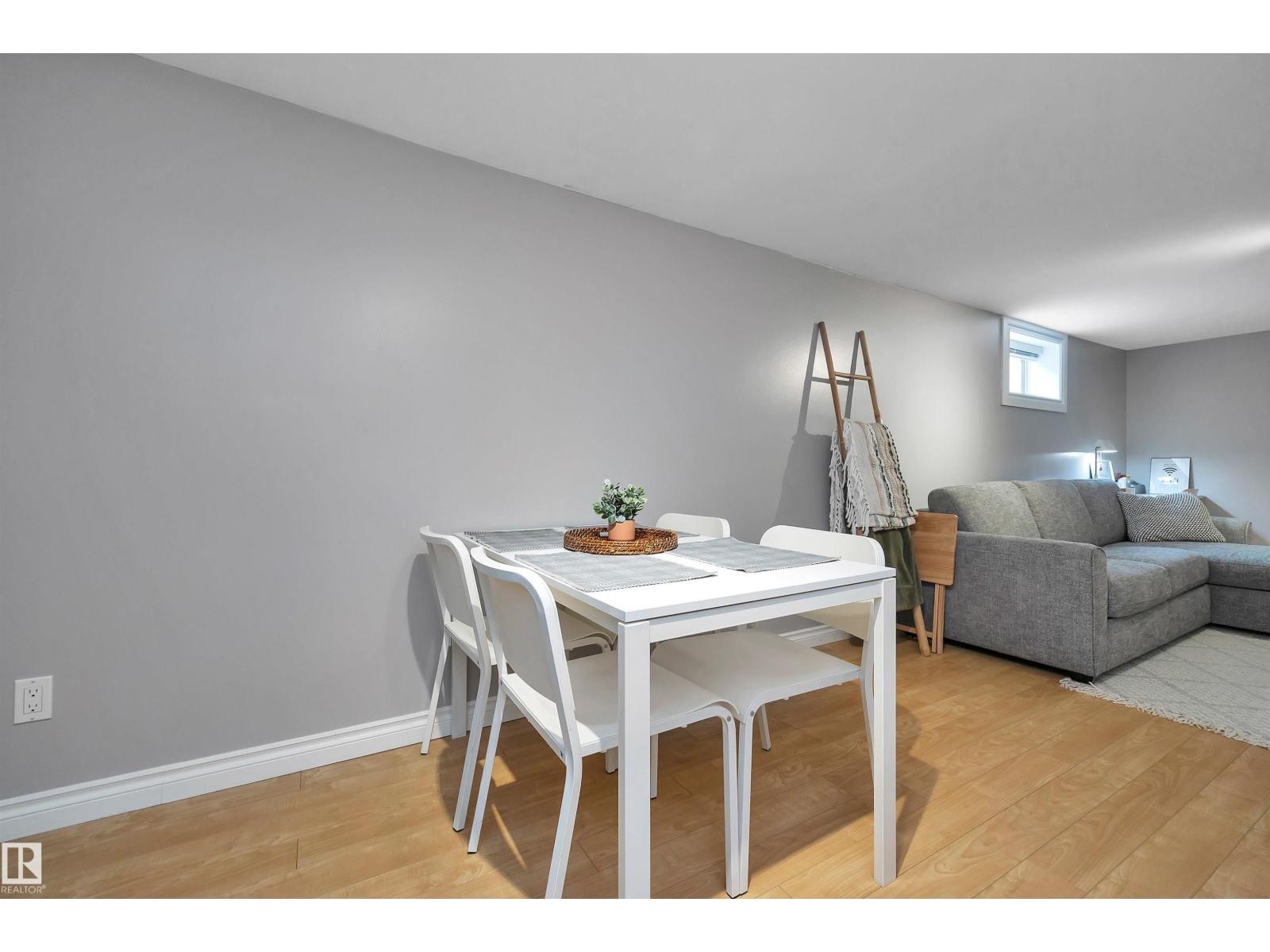 10647 68 Av Nw Property Photo 37